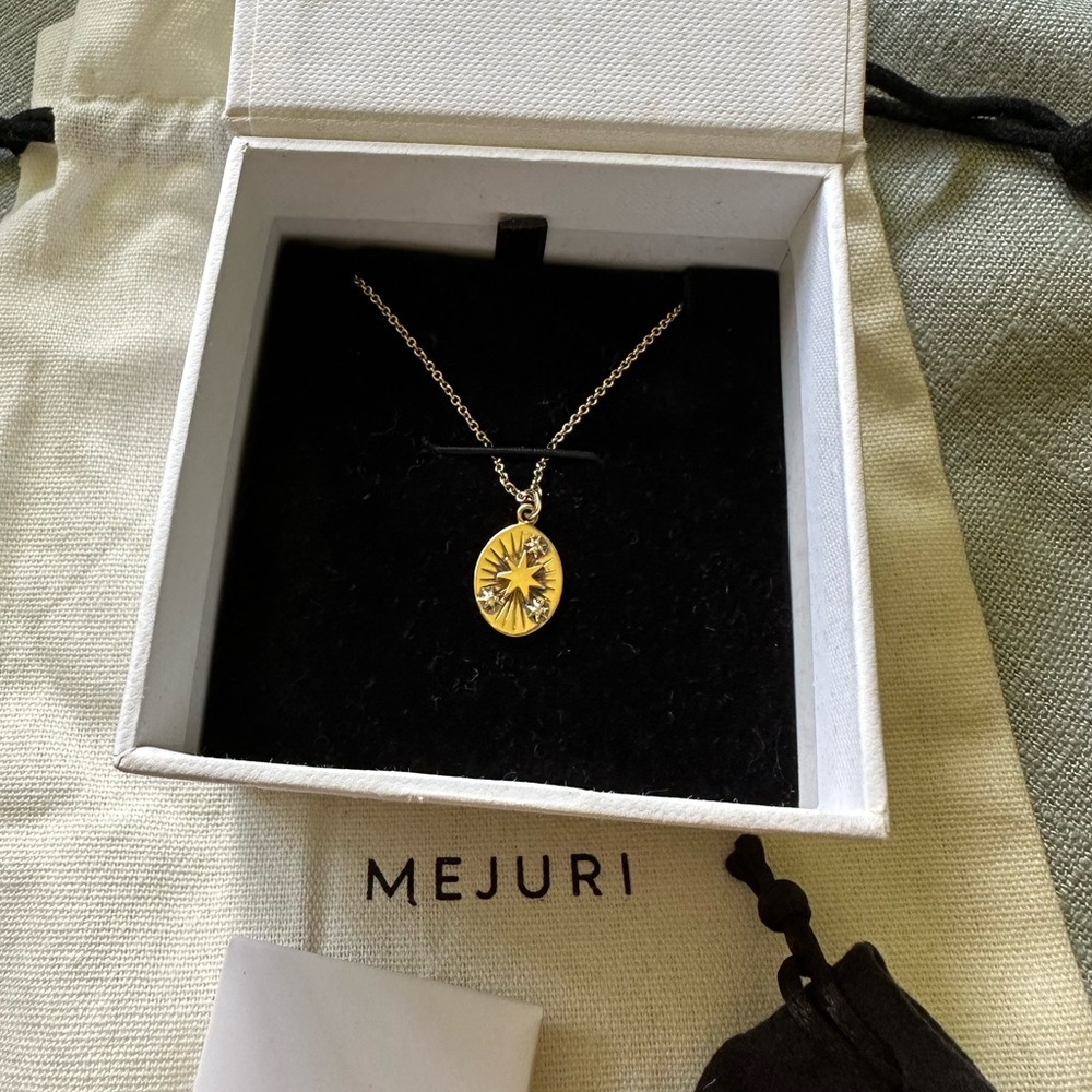 RARE Mejuri Tarot Star Necklace